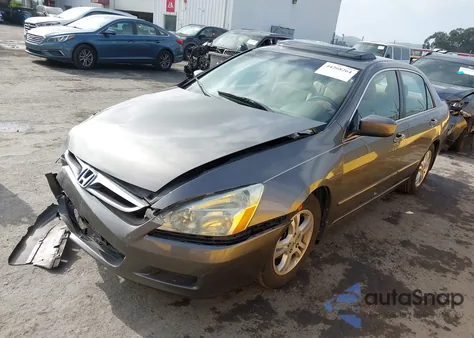 2007 Honda Accord 2.4 Ex from USA, damaged, VIN 1HGCM56737A101297